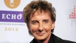 el-cantante-barry-manilow-revela-que-tiene-cancer-de-pulmon-y-se-sometera-a-cirugia