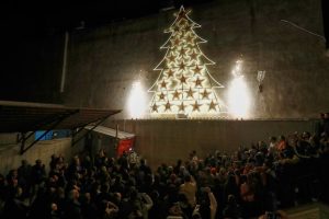 fieles-cristianos-en-dweil’a,-siria-celebran-la-navidad-y-honran-a-heroes-del-atentado-de-junio