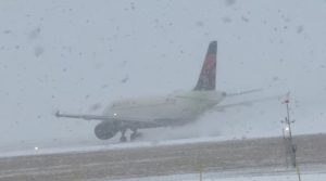 intensa-tormenta-de-nieve-afecta-a-millones-de-personas-en-nueva-york-y-el-noreste-de-eeuu