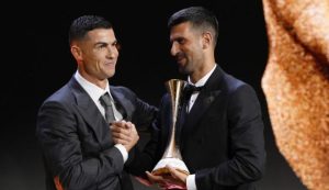 djokovic-hace-historia-con-el-primer-globe-sports-award-entregado-por-cristiano-ronaldo