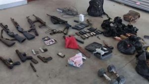 policia-de-haiti-desmantela-arsenal-clandestino-de-armas-en-operativo-en-puerto-principe