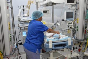 gobierno-destaca-reduccion-de-la-mortalidad-neonatal-a-16-%-en-2025
