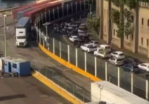 dos-personas-mueren-atropelladas-frente-a-la-uce;-conductor-huyo