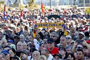 incertidumbre-politica-y-economica-total-en-cuba-tras-la-accion-de-eeuu-contra-maduro