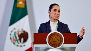 sheinbaum-no-ve-riesgo-de-«invasion»-a-mexico-y-descarta-llamada-a-trump