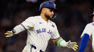 bo-bichette-se-aleja-de-toronto-y-atrae-fuerte-interes-de-yankees,-filis-y-cachorros