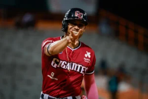 gigantes-rompen-la-mala-racha-y-triunfan-ante-toros-en-su-primer-triunfo-en-10-encuentros
