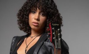 ivy-negro-celebra-una-nueva-“vuelta-al-sol”-en-rocknrolla