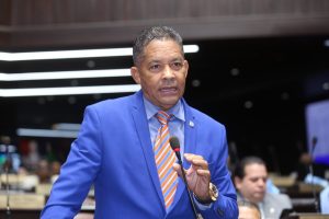 eugenio-cedeno-revela-su-deseo-de-presidir-la-camara-de-diputados
