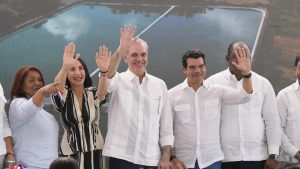 presidente-abinader-entrega-obras-clave-de-agua-y-saneamiento-en-san-juan