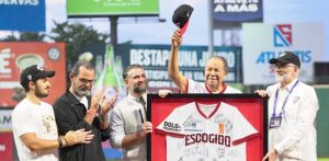 leones-del-escogido-rinden-homenaje-a-juan-marichal-en-el-quisqueya