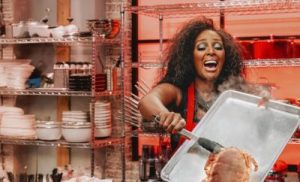 amara-la-negra-forma-parte-de-worst-cooks-in-america
