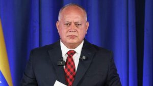 cabello-dice-que-eventual-reapertura-de-embajadas-con-eeuu-busca-proteger-a-maduro