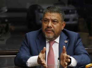 Director de inteligencia denuncia plan para asesinar presidente de Costa Rica