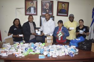 Alcaldía de La Caleta recibe donación de medicamentos para fortalecer la atención primaria