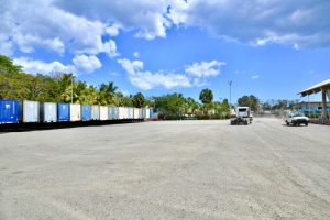 empresa-logistica-informa-fallecimiento-de-conductor-de-camion-tras-caer-al-rio-ozama