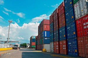 colombia-suspende-venta-de-energia-a-ecuador-e-impone-aranceles-del-30%-a-productos-de-ese-pais