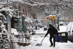 nueva-york-activa-el-estado-de-emergencia-ante-el-temporal-de-nieve