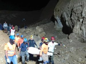 encuentran-cadaver-de-minero-luego-de-13-horas-de-intensa-busqueda