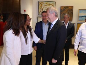 presidente-electo-de-chile-destaca-modelo-dominicano-de-desarrollo-en-visita-a-santiago