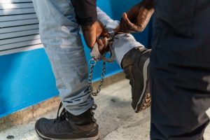 extraditan-dominicano-a-ee-uu.-acusado-de-asalto-armado-y-otros-delitos-graves