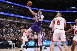 luka-con-46-puntos-conduce-a-los-lakers-sobre-los-bulls.todos-los-resultado