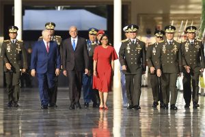 la-fuerza-armada-de-venezuela-reconoce-a-delcy-rodriguez-como-su-comandante-en-jefe