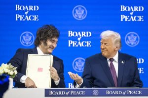 milei-dice-que-la-junta-de-paz,-creada-por-trump,-«defendera-los-valores-judeocristianos»