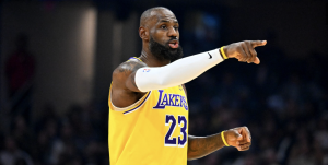 lebron-james-alcanza-los-60,000-minutos-en-la-nba-en-una-amarga-noche-ante-cleveland