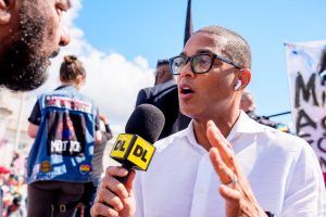 arrestan-al-periodista-don-lemon-mientras-cubria-protestas-contra-redadas-migratorias-en-ee-uu.