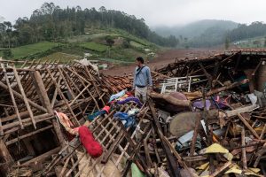 aumentan-a-44-los-muertos-por-un-deslizamiento-de-tierra-en-indonesia