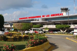 aerodom-rechaza-acusaciones-de-incumplimiento-y-defiende-inversiones-en-aeropuertos-dominicanos