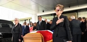 congreso-nacional-y-liga-municipal-dominicana-honran-memoria-de-ramon-alburquerque