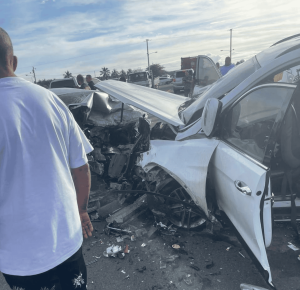 accidente-en-la-circunvalacion-de-bani-deja-tres-muertos-y-varios-heridos
