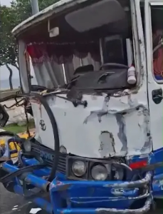 choque-multiple-en-la-george-washington-deja-un-muerto-y-un-herido