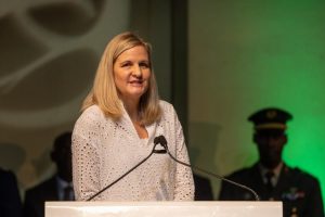 la-presidenta-del-coi-pide-«mantener-el-deporte-como-un-territorio-neutral»