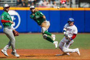 Santurce pega primero con heroica definición de Rubén Castro en el noveno