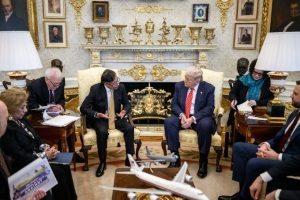 a-puerta-cerrada:-asi-fue-la-reunion-entre-trump-y-el-presidente-colombiano-gustavo-petro