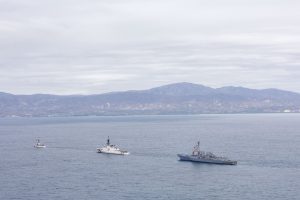 Buques de guerra de EE. UU. llegan a Puerto Príncipe en medio de la crisis haitiana