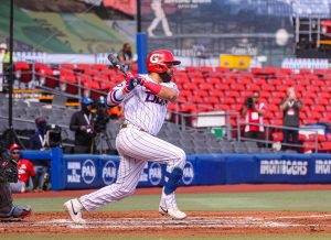 En fiesta de palos, Leones de Dominicana se abren paso a semifinales de Jalisco 2026