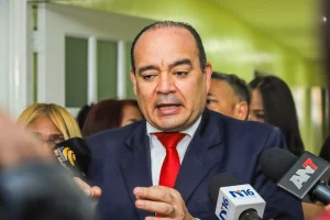 Surun Hernández denuncia trato desigual a imputados mientras tribunal delibera caso Senasa
