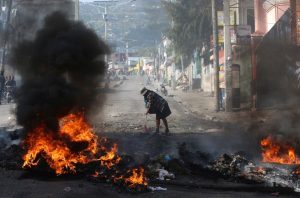 Haití al borde del colapso: bandas controlan el 90 % de Puerto Príncipe, alerta HRW