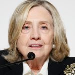 Hillary Clinton dice no tener problema con que su comparecencia sobre Epstein sea pública