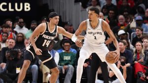 wembanyama-lidera-a-los-spurs-en-triunfo-ante-dallas-y-extiende-racha-ganadora