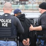 ICE detiene dos dominicanos con antecedentes en Boston