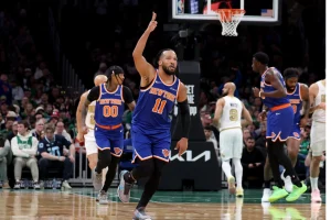 Knicks frenan a los Celtics: Todos los resultados del domingo en la NBA