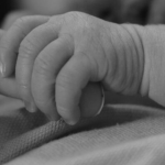 Hallan dos bebés muertos en congelador de una vivienda en Francia