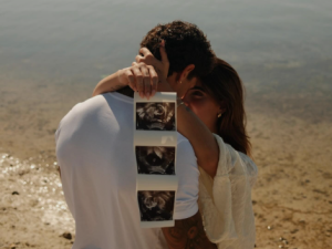 Isabella Ladera y su pareja confirman espera del primer hijo juntos