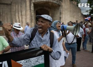 partido-comunista-del-trabajo-elige-a-aquiles-castro-como-nuevo-secretario-general