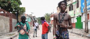 medio-millon-de-ninos-vive-bajo-control-de-pandillas-en-haiti,-advierte-la-onu